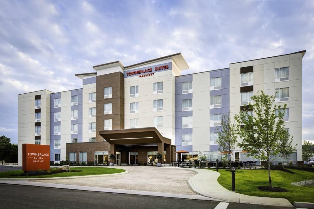 TownePlace Suites by Marriott Detroit Belleville Extérieur photo
