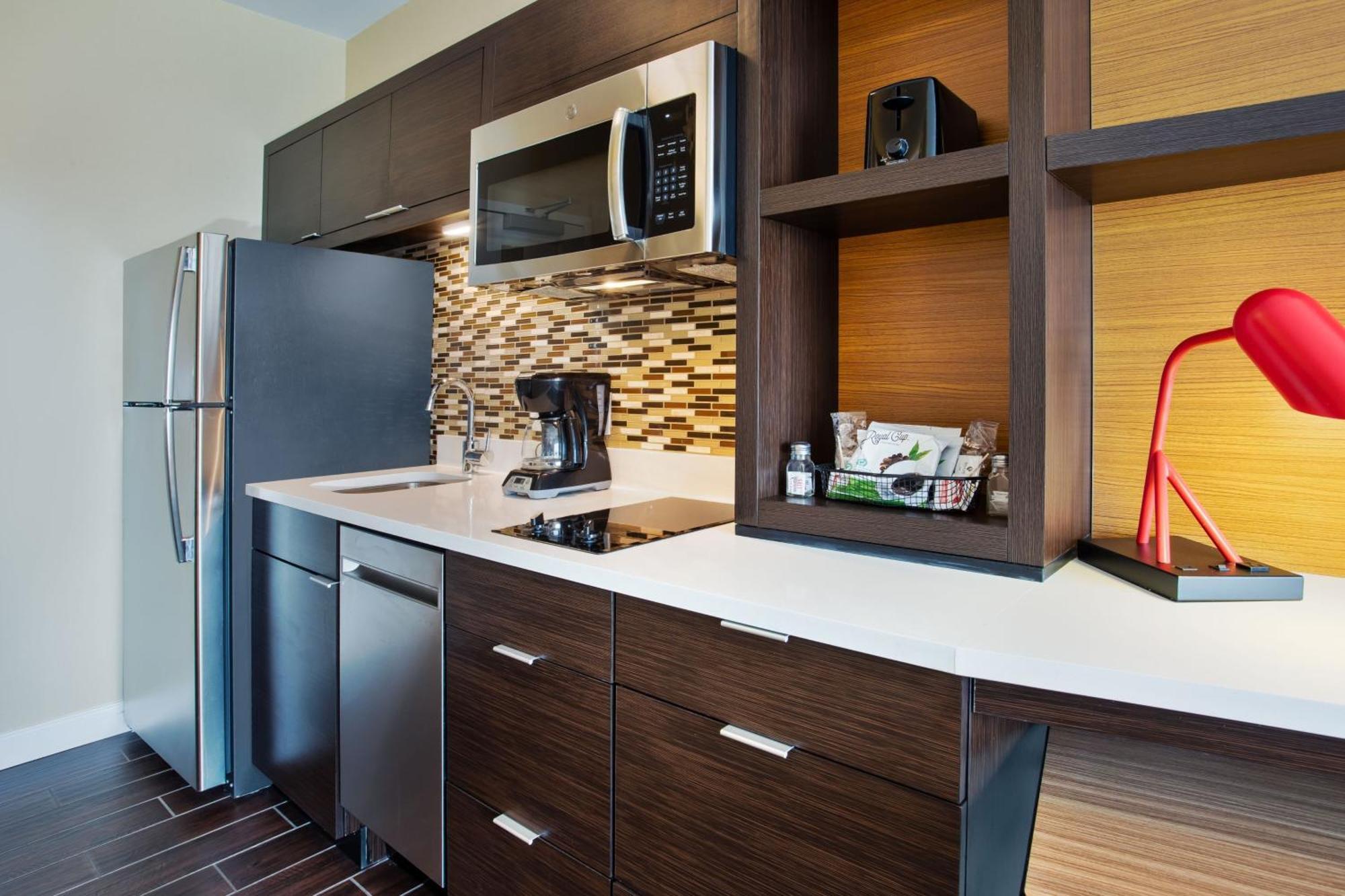 TownePlace Suites by Marriott Detroit Belleville Extérieur photo