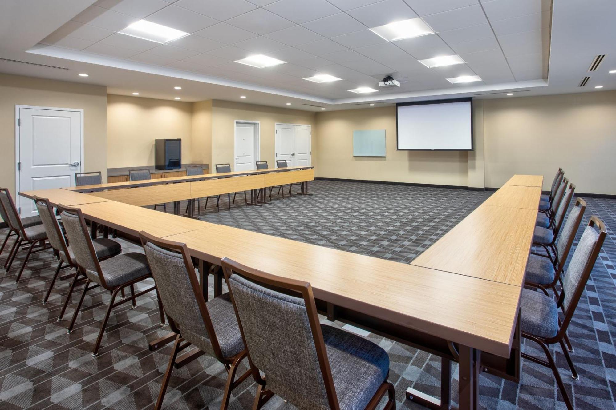 TownePlace Suites by Marriott Detroit Belleville Extérieur photo