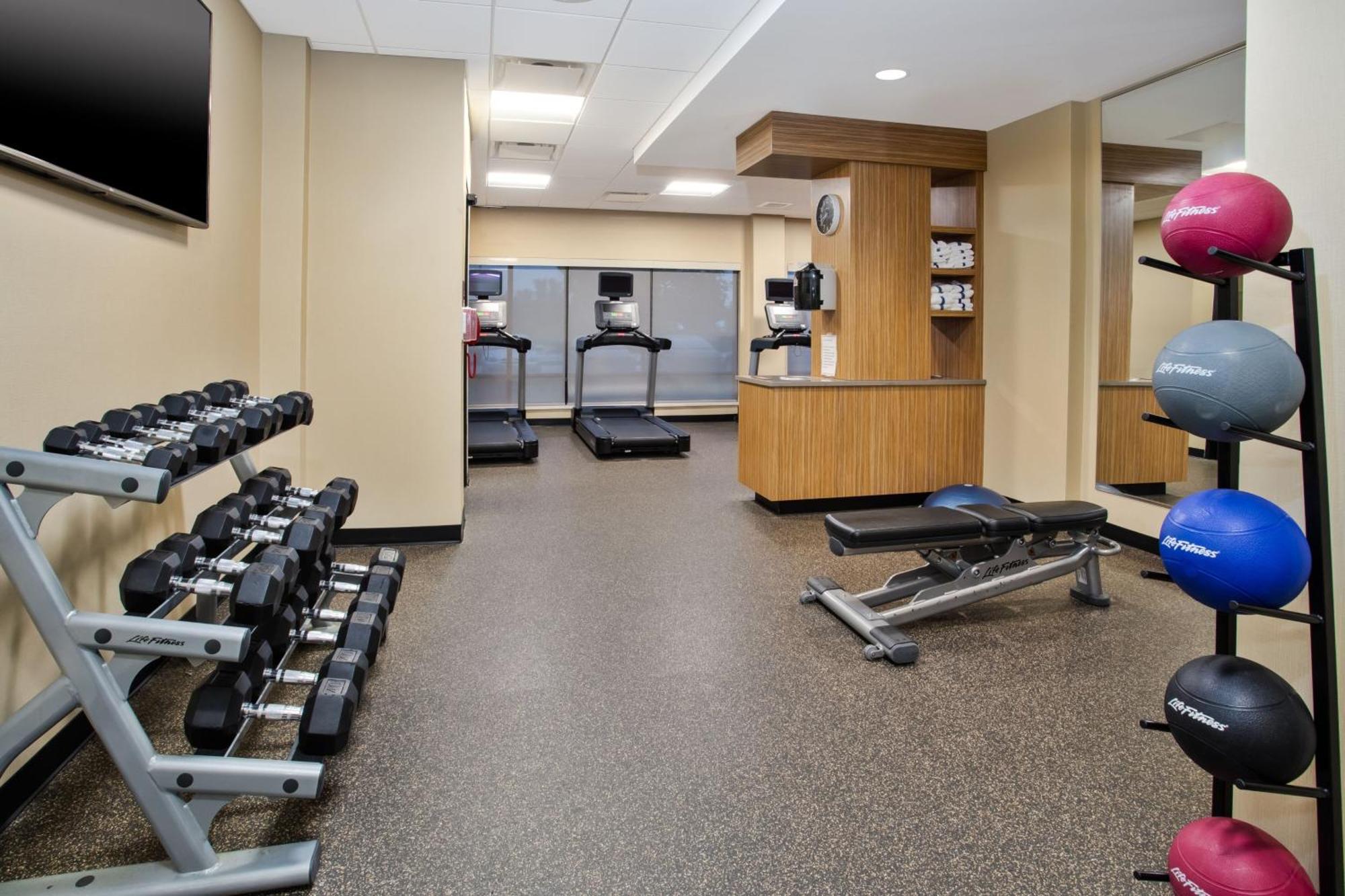 TownePlace Suites by Marriott Detroit Belleville Extérieur photo