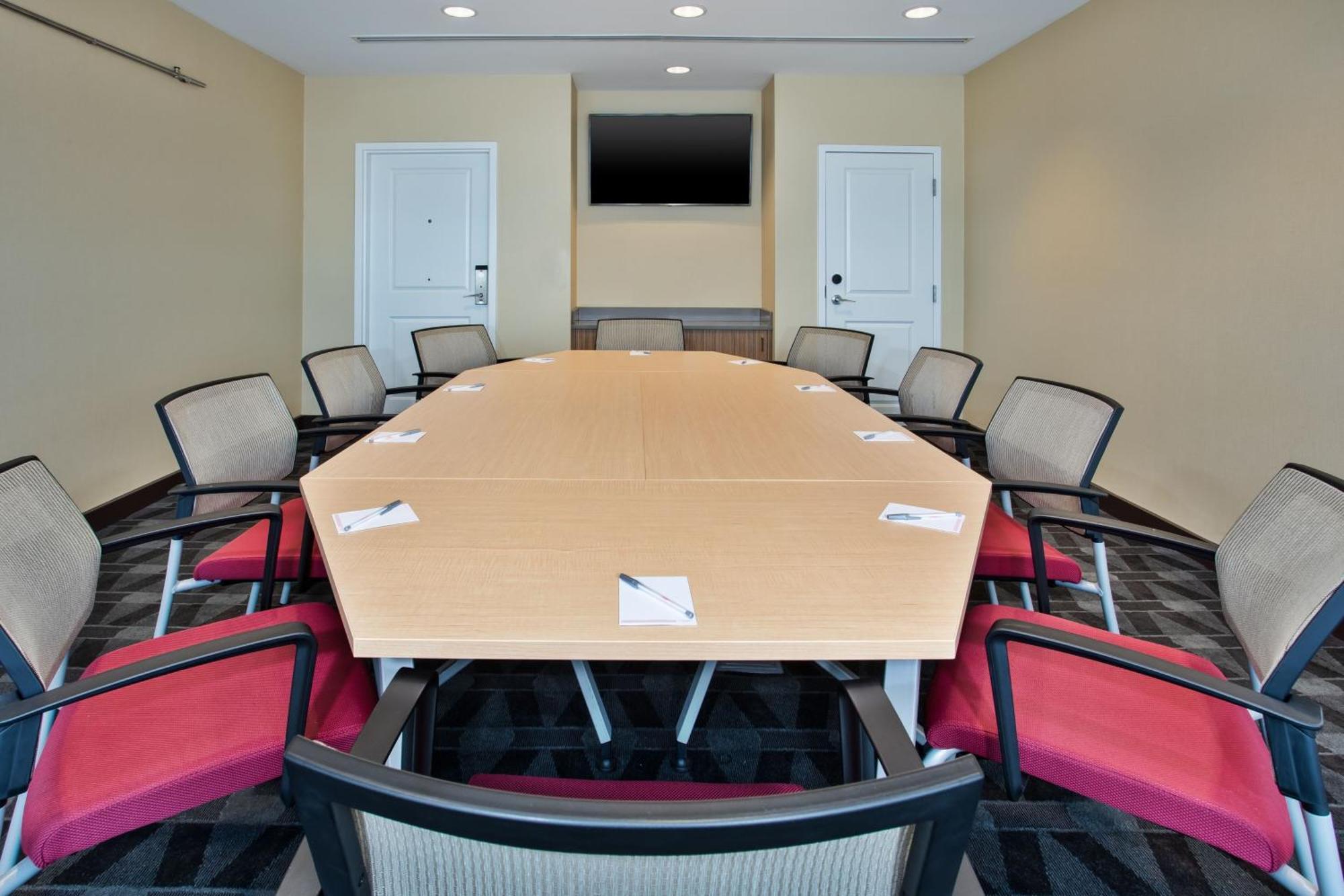 TownePlace Suites by Marriott Detroit Belleville Extérieur photo